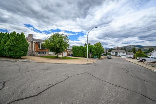 1206 39B Avenue, Vernon, BC - Outdoor