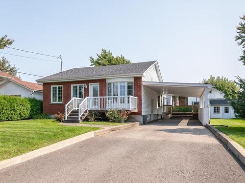 Frontage - 224 Rue Boisvert, Saint-Constant, QC - Outdoor With Deck Patio Veranda With Facade