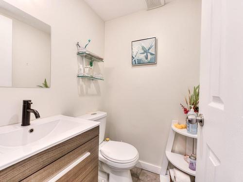 Bathroom - 1655 Boul. Sunnybrooke, Dollard-Des-Ormeaux, QC - Indoor Photo Showing Bathroom