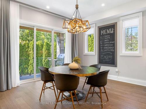 32 Little Celeste Crt, Vaughan, ON - Indoor Photo Showing Dining Room