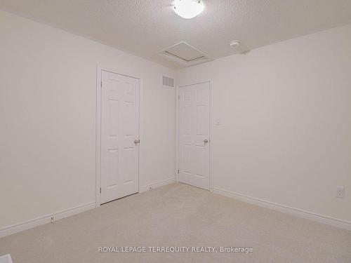 3915 Koenig Rd, Burlington, ON - Indoor Photo Showing Other Room