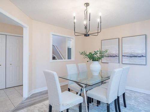 20 Rachlin Dr, Halton Hills, ON - Indoor Photo Showing Dining Room