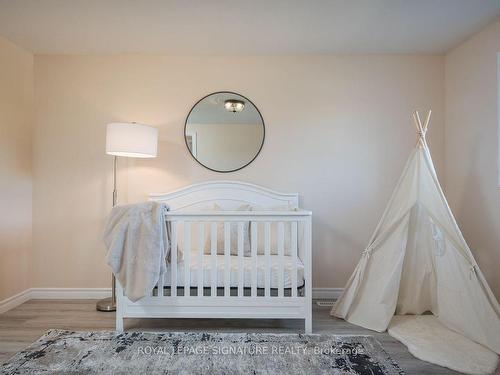 20 Rachlin Dr, Halton Hills, ON - Indoor Photo Showing Bedroom