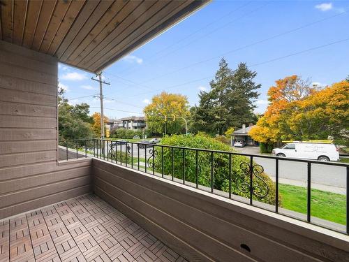 205-1571 Mortimer St, Saanich, BC - Outdoor With Deck Patio Veranda With Exterior