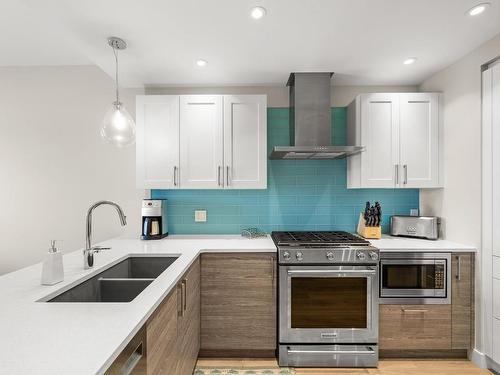 308-1820 Maple Ave South, Sooke, BC - Indoor Photo Showing Kitchen With Double Sink With Upgraded Kitchen