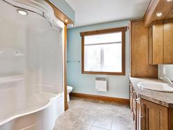 Ensuite bathroom - 