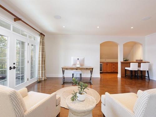 Family room - 58 Rue Main, Hudson, QC - Indoor Photo Showing Living Room