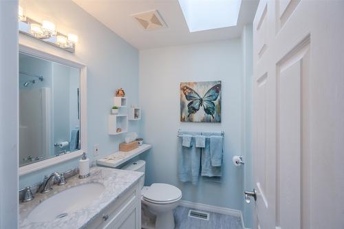 1380 Smethurst Road, Naramata, BC - Indoor Photo Showing Bathroom