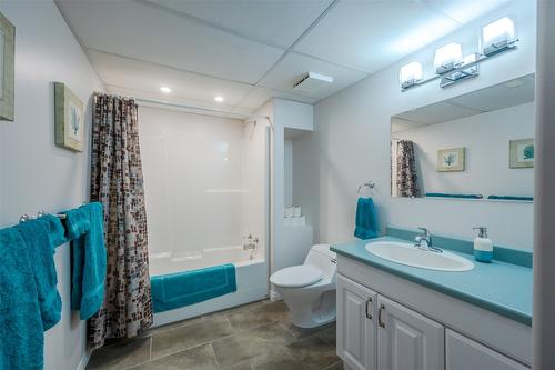 1380 Smethurst Road, Naramata, BC - Indoor Photo Showing Bathroom