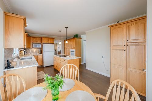 1380 Smethurst Road, Naramata, BC - Indoor Photo Showing Dining Room