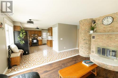 1102 Second Concession Road North, Amherstburg, ON - Indoor Photo Showing Other Room With Fireplace