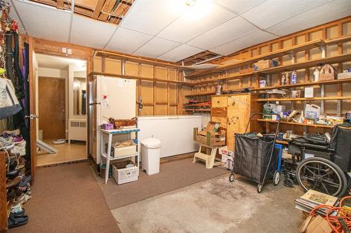 781 Wardlaw Avenue, Kelowna, BC - Indoor Photo Showing Other Room