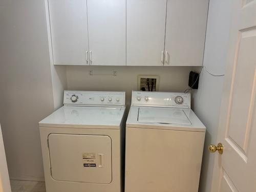 102-2401 South Main Street, Penticton, BC - Indoor Photo Showing Laundry Room