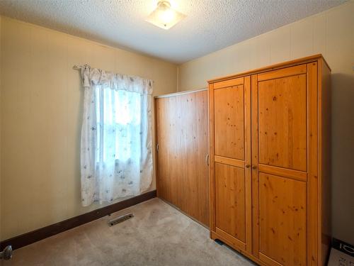 6546 Hollow Street, Oliver, BC - Indoor Photo Showing Other Room