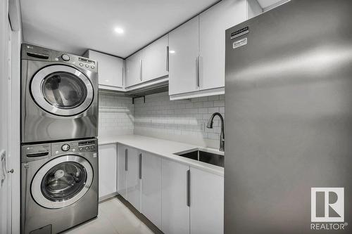 7637 Schmid Cr Nw, Edmonton, AB - Indoor Photo Showing Laundry Room