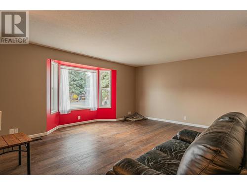 304 Beresford Road, Castlegar, BC - Indoor