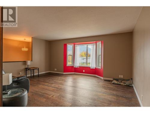 304 Beresford Road, Castlegar, BC - Indoor