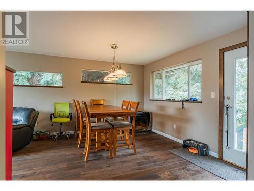 304 Beresford Road, Castlegar, BC - Indoor Photo Showing Dining Room