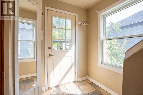 218 Sandys Street, Chatham, ON - Indoor Photo Showing Other Room