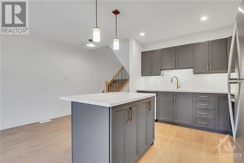 34 Whitcomb Crescent, Smiths Falls, ON - Indoor Photo Showing Kitchen With Upgraded Kitchen