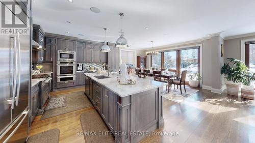 191 Dew Street, King, ON - Indoor Photo Showing Kitchen With Upgraded Kitchen