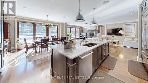 191 Dew Street, King, ON - Indoor Photo Showing Kitchen With Double Sink With Upgraded Kitchen