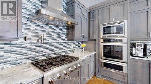 191 Dew Street, King, ON - Indoor Photo Showing Kitchen With Upgraded Kitchen