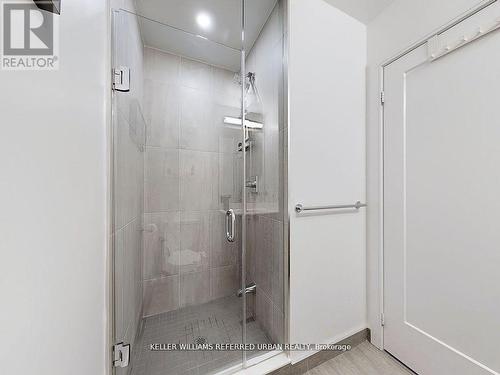 3009 - 225 Village Green Square, Toronto, ON - Indoor Photo Showing Bathroom