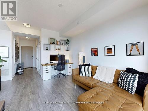 3009 - 225 Village Green Square, Toronto, ON - Indoor Photo Showing Living Room