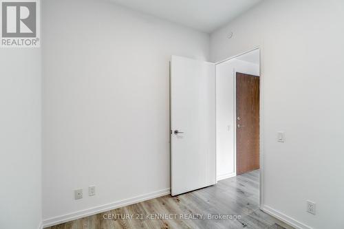 3006 - 1000 Portage Parkway, Vaughan, ON - Indoor Photo Showing Other Room