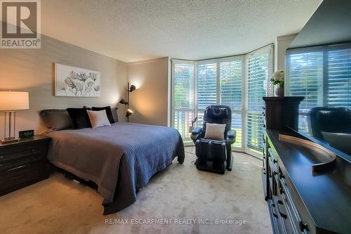 108 - 1225 North Shore Boulevard, Burlington, ON - Indoor Photo Showing Bedroom