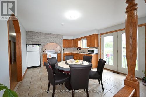 515 Brock Road, Hamilton, ON - Indoor Photo Showing Dining Room