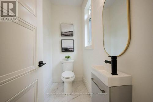 102 Dawson Street, Waterloo, ON - Indoor Photo Showing Bathroom