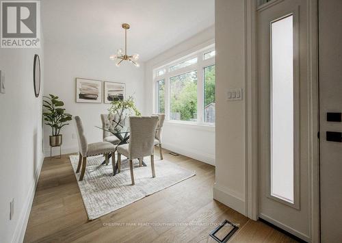 102 Dawson Street, Waterloo, ON - Indoor Photo Showing Dining Room