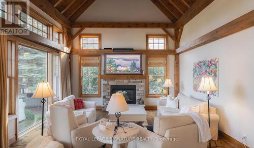 103 Hoggard Court, Blue Mountains, ON - Indoor Photo Showing Living Room With Fireplace