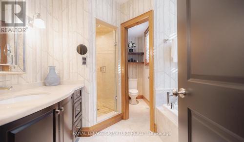 103 Hoggard Court, Blue Mountains, ON - Indoor Photo Showing Bathroom