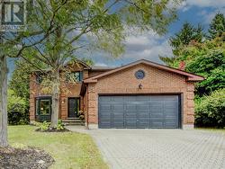 52 NOTCHWOOD COURT  Kitchener, ON N2A 3L6