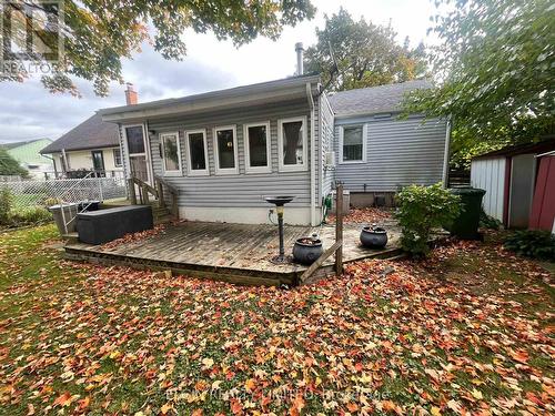 20 Parkside Drive, St. Thomas, ON - Outdoor