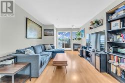 202 2973 KINGSWAY  Vancouver, BC V5R 5J4