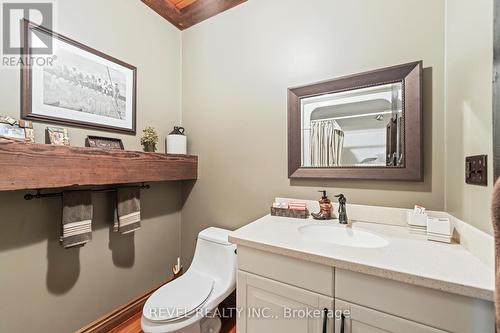 3111 Faywell Road, Pelham, ON - Indoor Photo Showing Bathroom