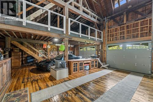 3111 Faywell Road, Pelham, ON - Indoor Photo Showing Garage