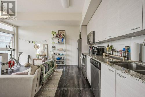 306 - 253 Albert Street, Waterloo, ON - Indoor Photo Showing Kitchen With Double Sink