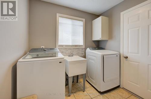 95 Sprucedale Crescent, Kitchener, ON - Indoor Photo Showing Laundry Room