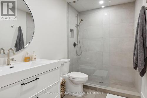 116 Addison Street, Blue Mountains, ON - Indoor Photo Showing Bathroom