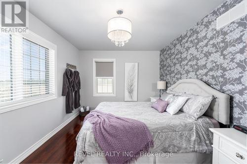 3593 Glen Elgin Drive, Lincoln, ON - Indoor Photo Showing Bedroom