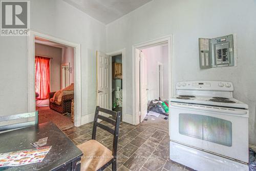 245 Ainslie Street S, Cambridge, ON - Indoor Photo Showing Kitchen