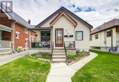 1121 Trafalgar Street, London, ON - Outdoor With Facade