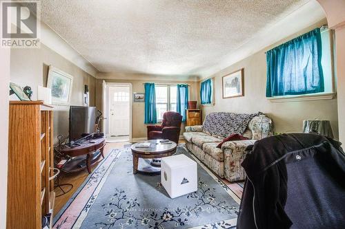 1121 Trafalgar Street, London, ON - Indoor Photo Showing Living Room