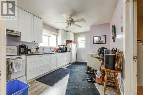 1121 Trafalgar Street, London, ON - Indoor Photo Showing Kitchen