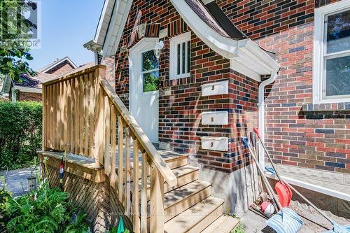 98 Waterloo Street, Waterloo, ON - Outdoor